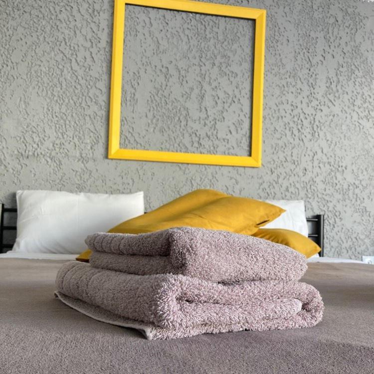 21 Suites Deluxe Stay Near The Airport Markopoulo Mesogaias Exterior photo