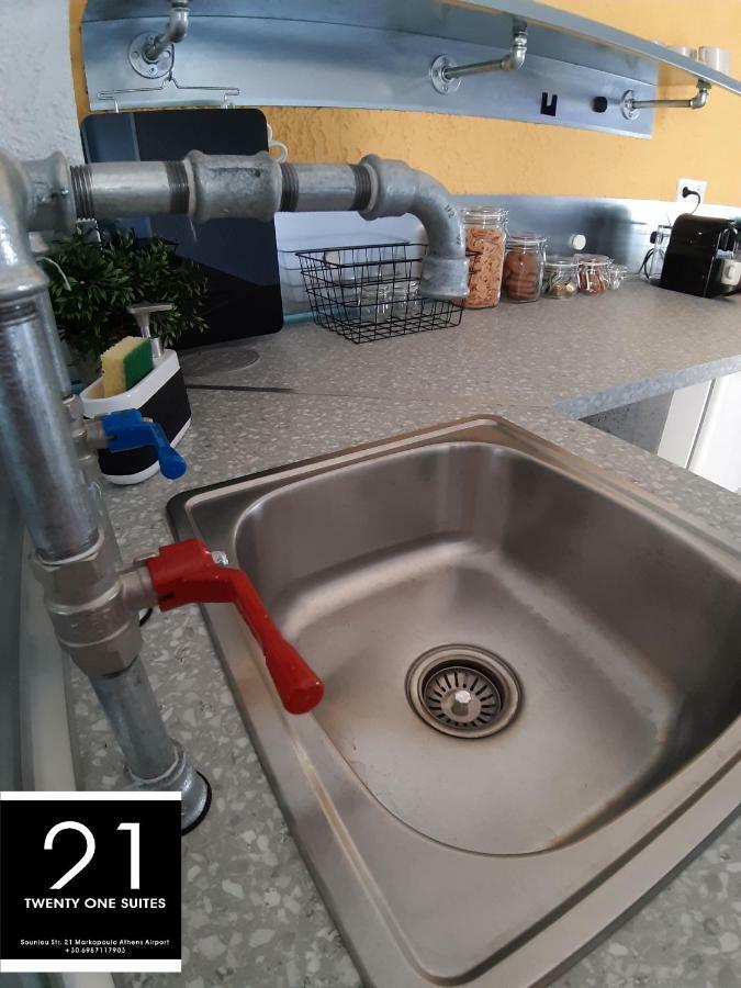 21 Suites Deluxe Stay Near The Airport Markopoulo Mesogaias Exterior photo